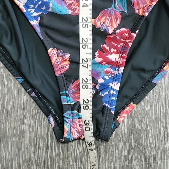 Modcloth Black Floral Kelsie One-Piece Swimsuit Vacation Beach  Plus Size XL - Picture 6 of 11